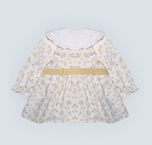 Robe en tissu carreaux pour fille