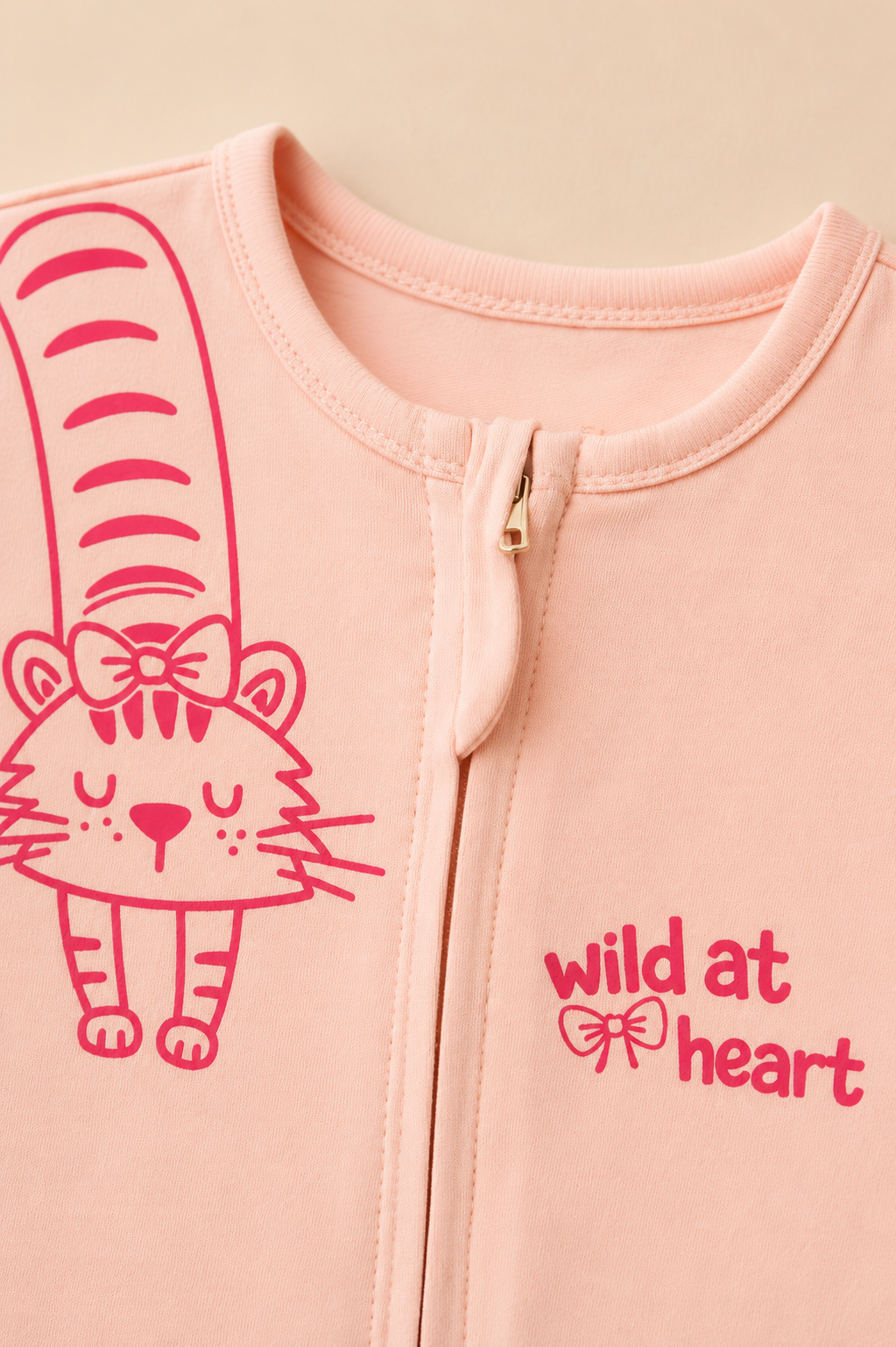 Grenouillère Bébé Fille Rose – Imprimé Chat Adorable