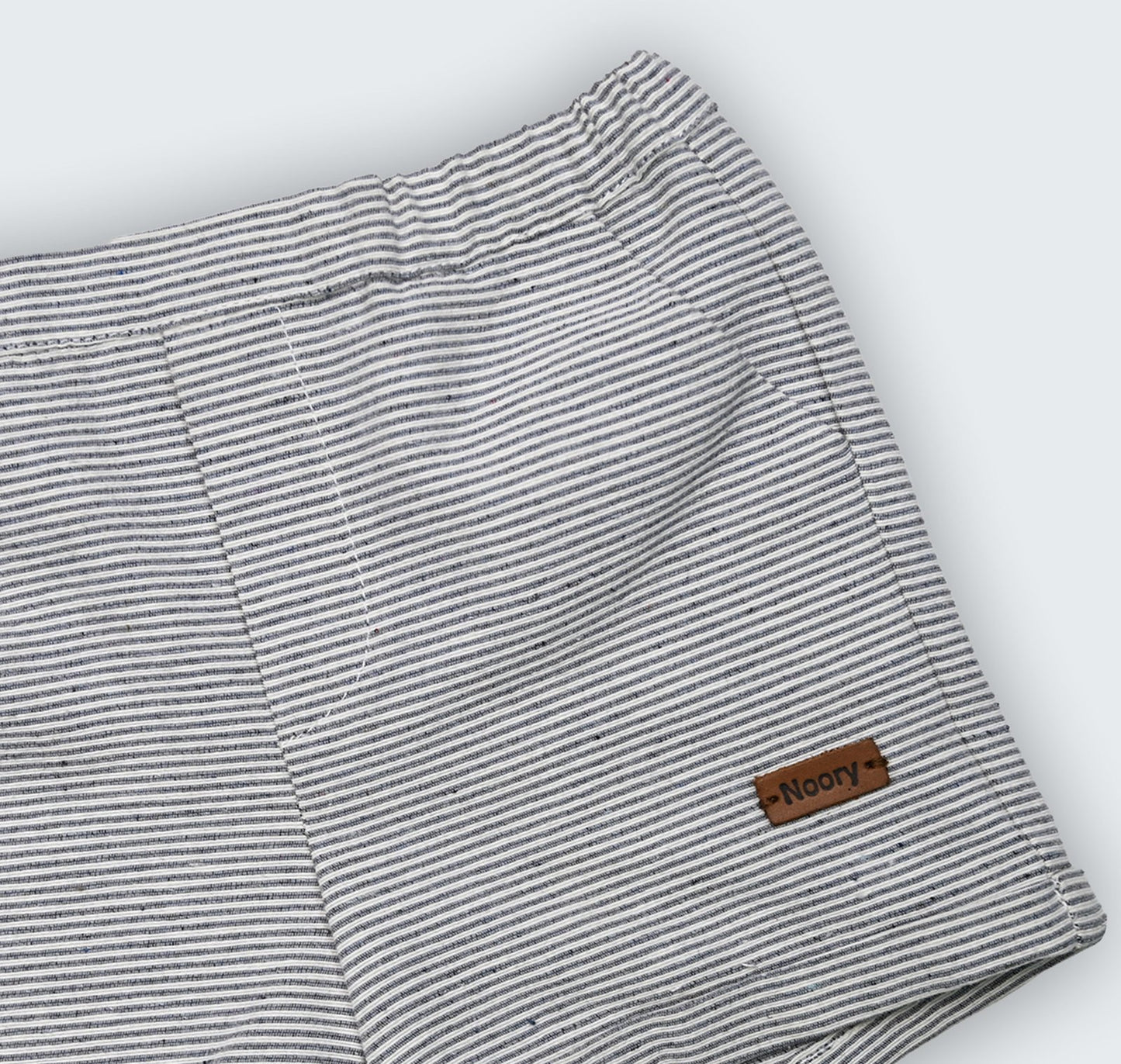 Short à rayures, 100% coton avec ceinture élastique réglable