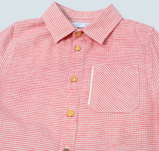 Chemise pour garçon en petits carreaux rouges