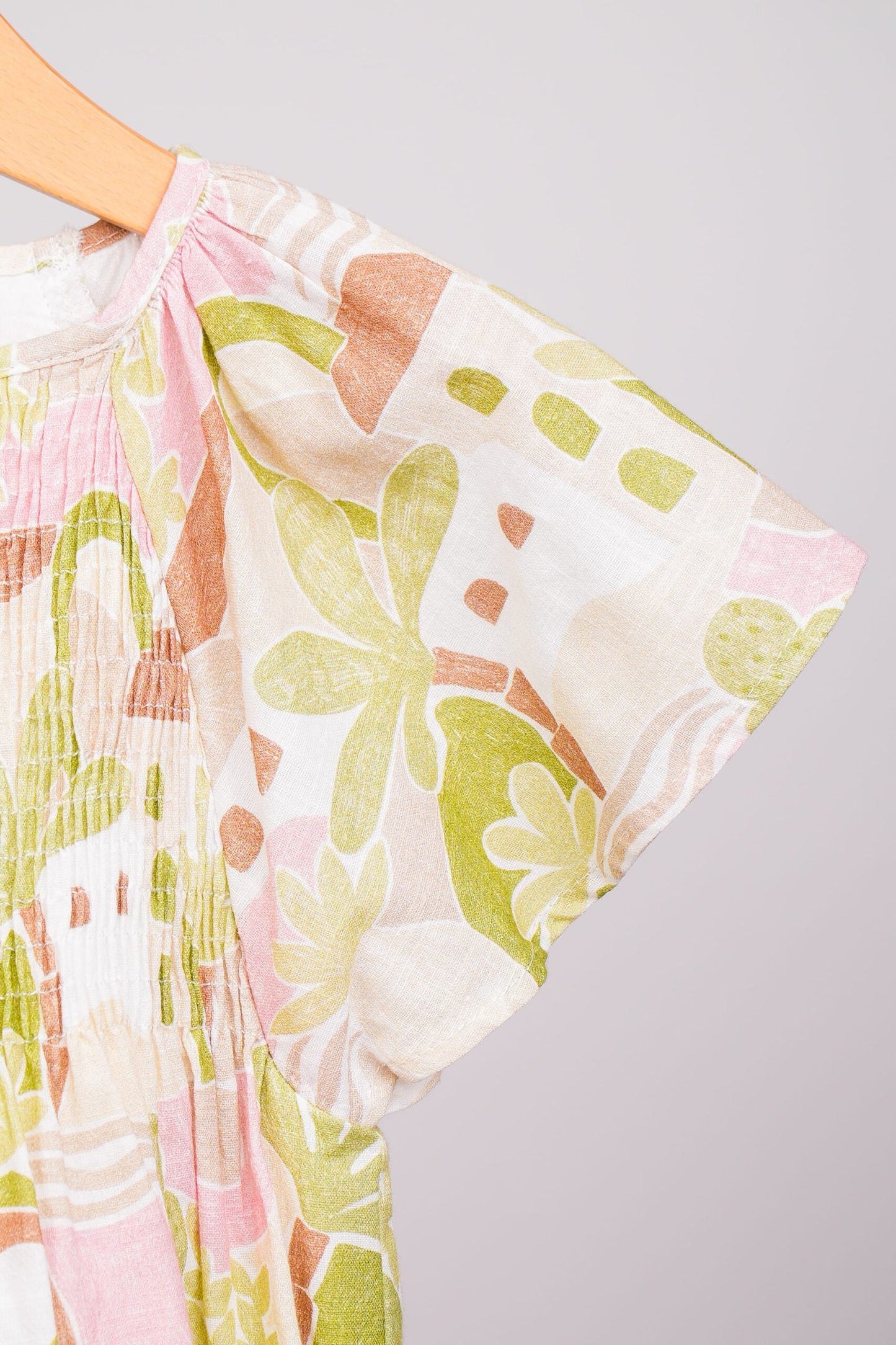 Robe fille imprimée – Esprit artistique & élégance estivale
