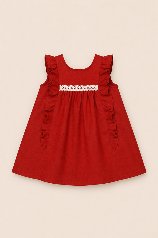 Robe en lin corail avec volant et galon macramé sur le devant