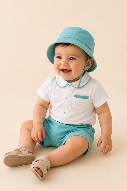 Ensemble Bébé Garçon 3 Pièces – Chemise, Short & Chapeau Assortis