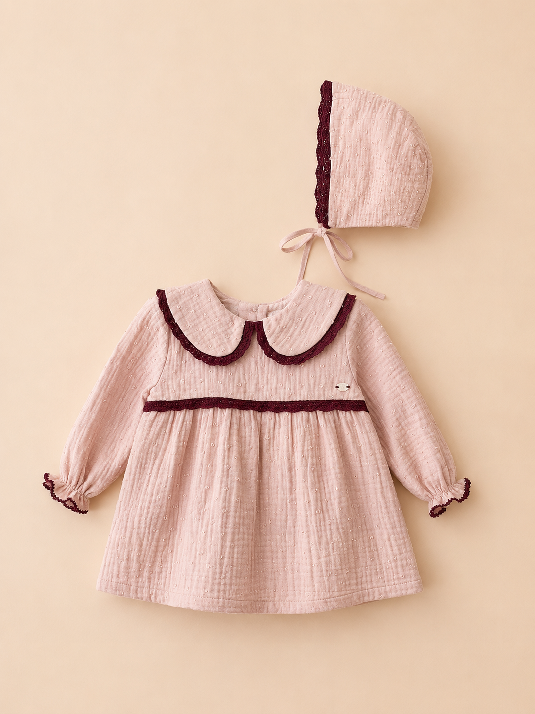 Robe Bébé Fille avec Béguin Assorti – Charme Vintage & Douceur