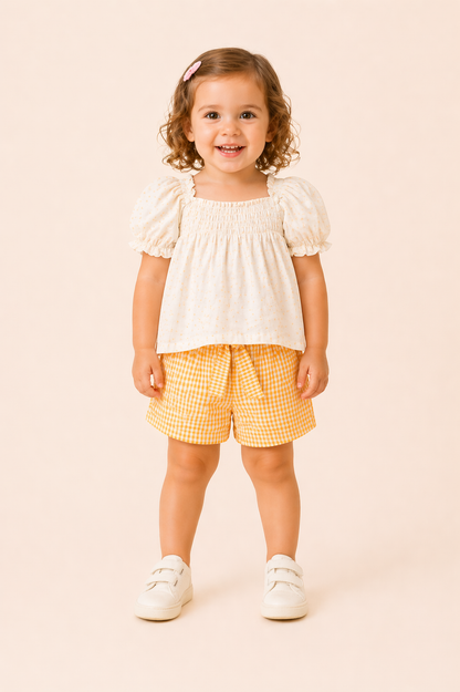 Ensemble fille blouse légère & short vichy – Fraîcheur et élégance estivale