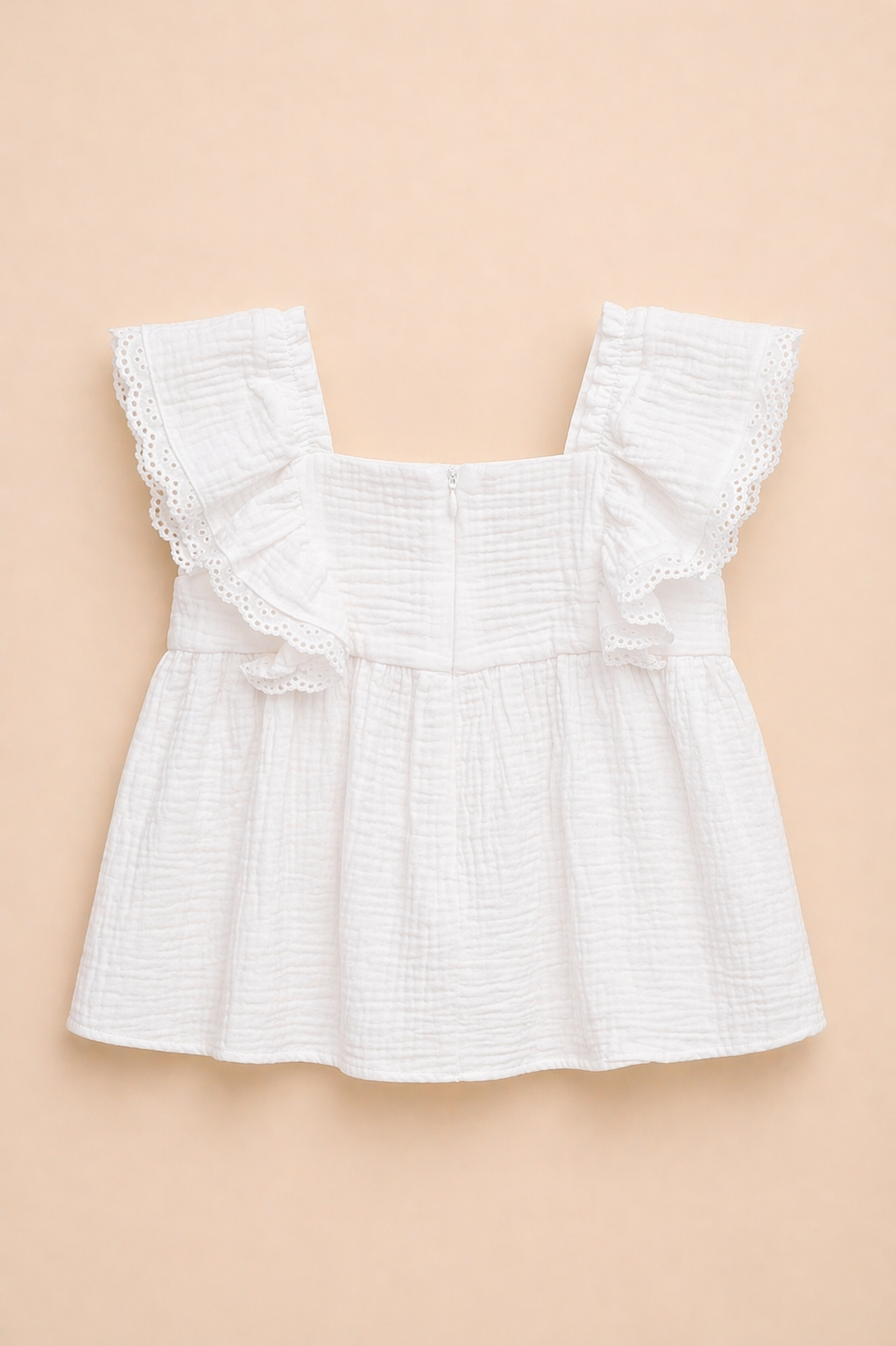 Ensemble fille brodé – Pureté & élégance artisanale