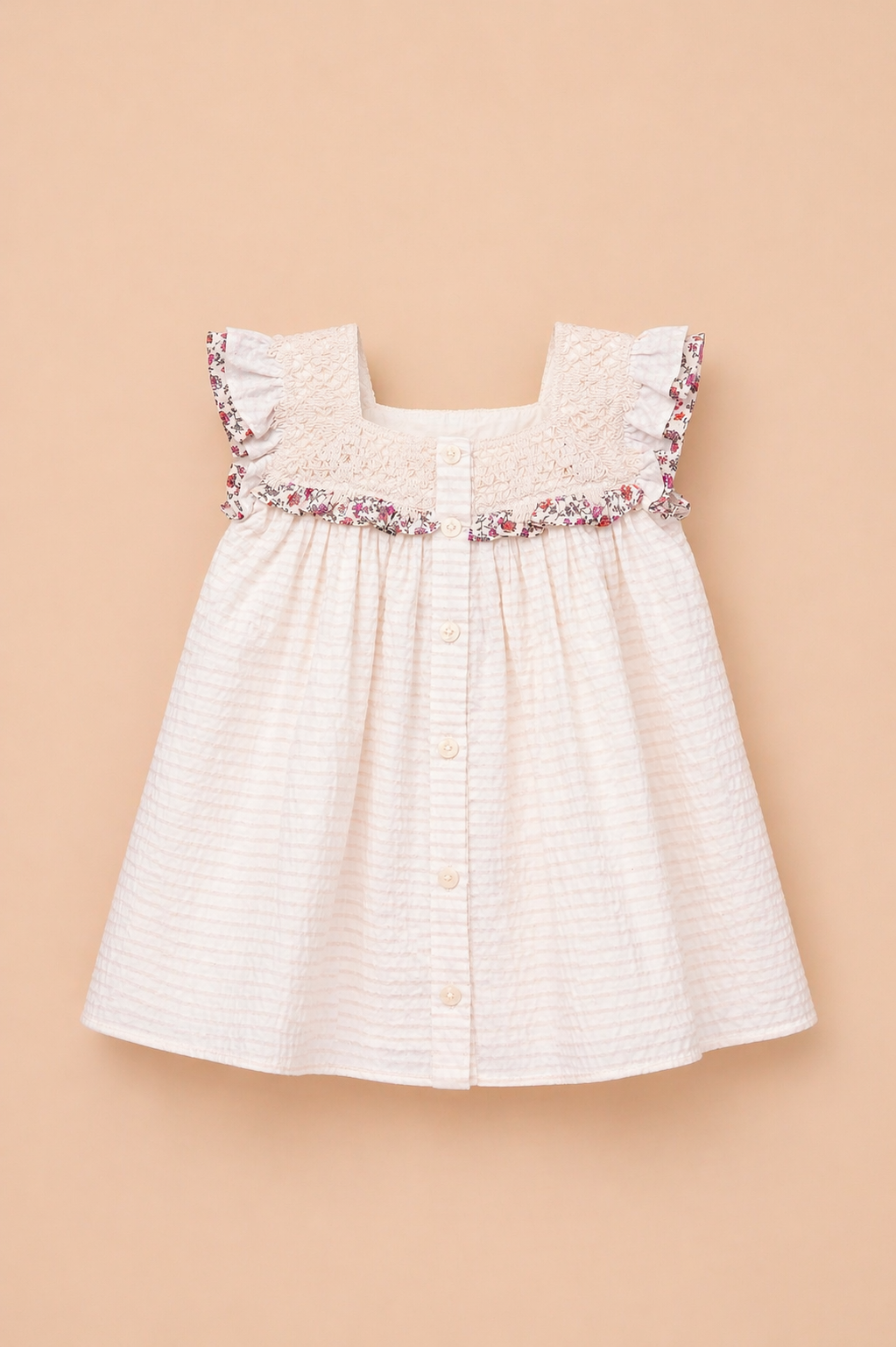 Robe bébé fille écrue à smocks – Délicatesse & élégance intemporelle