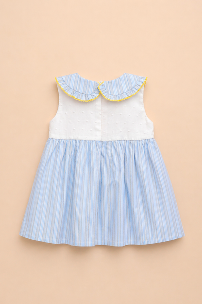 Robe bébé fille rayée bleu – Élégance douce & détails raffinés