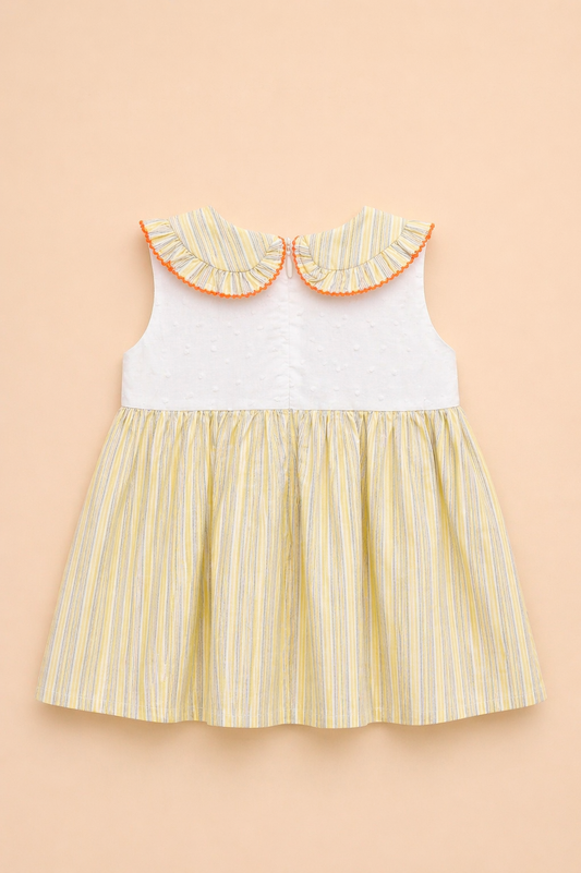 Robe bébé fille rayée jaune – Élégance lumineuse & détails raffinés
