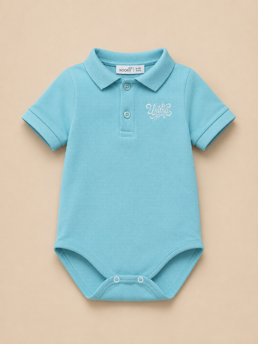 Polo body en piqué 100% coton à col chemisier et broderie