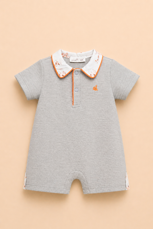 Combishort bébé garçon gris – Élégance minimaliste & confort quotidien