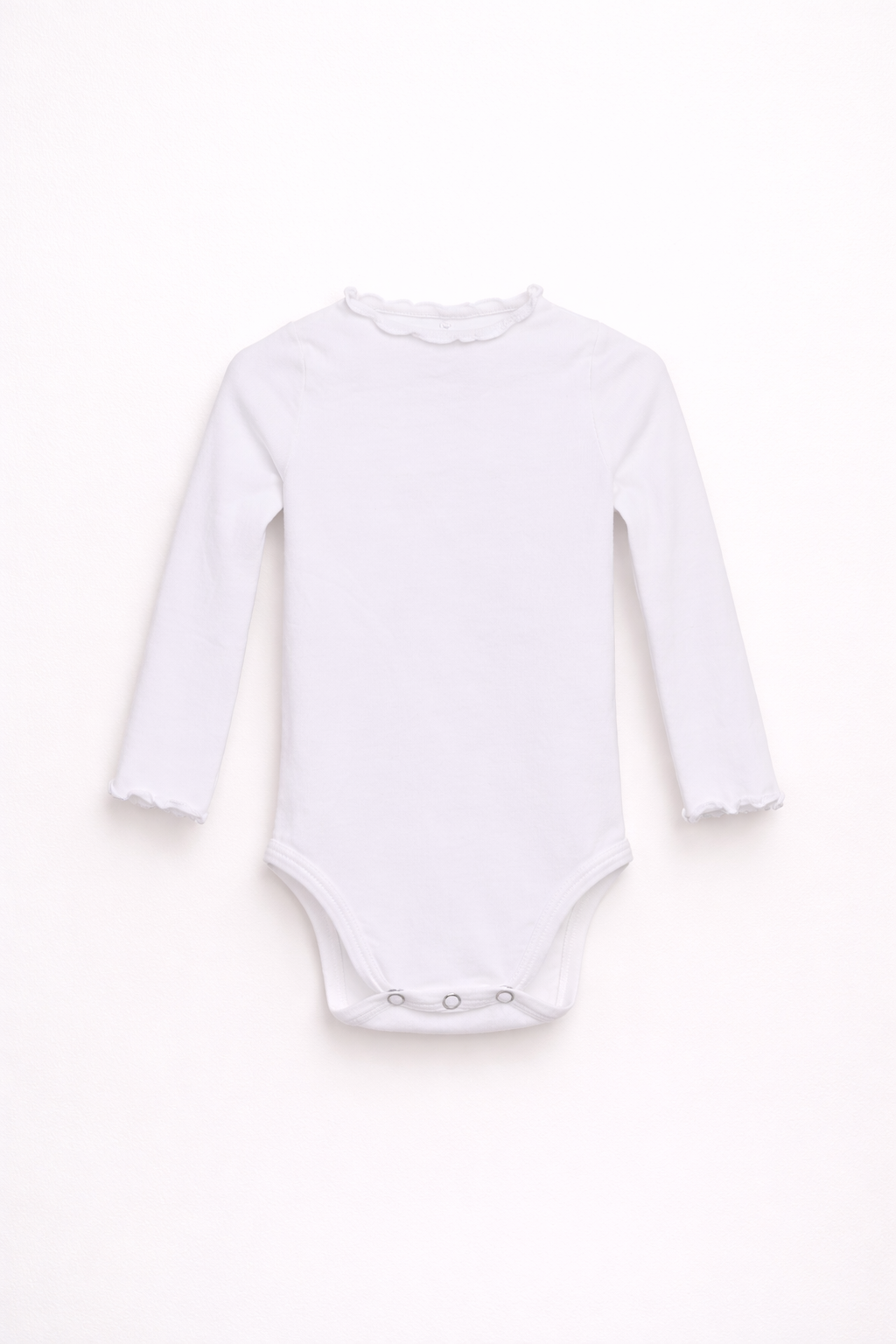 Body Bébé Blanc Manches Longues – Douceur & Élégance