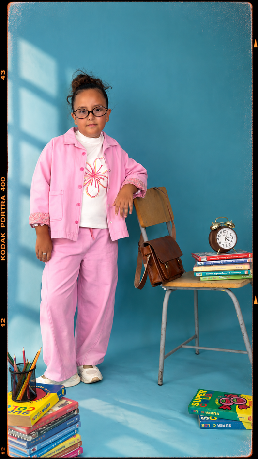 Ensemble Fille 3 Pièces Rose Bonbon – Veste Workwear, T-Shirt Fleur Graphic & Pantalon Wide Leg