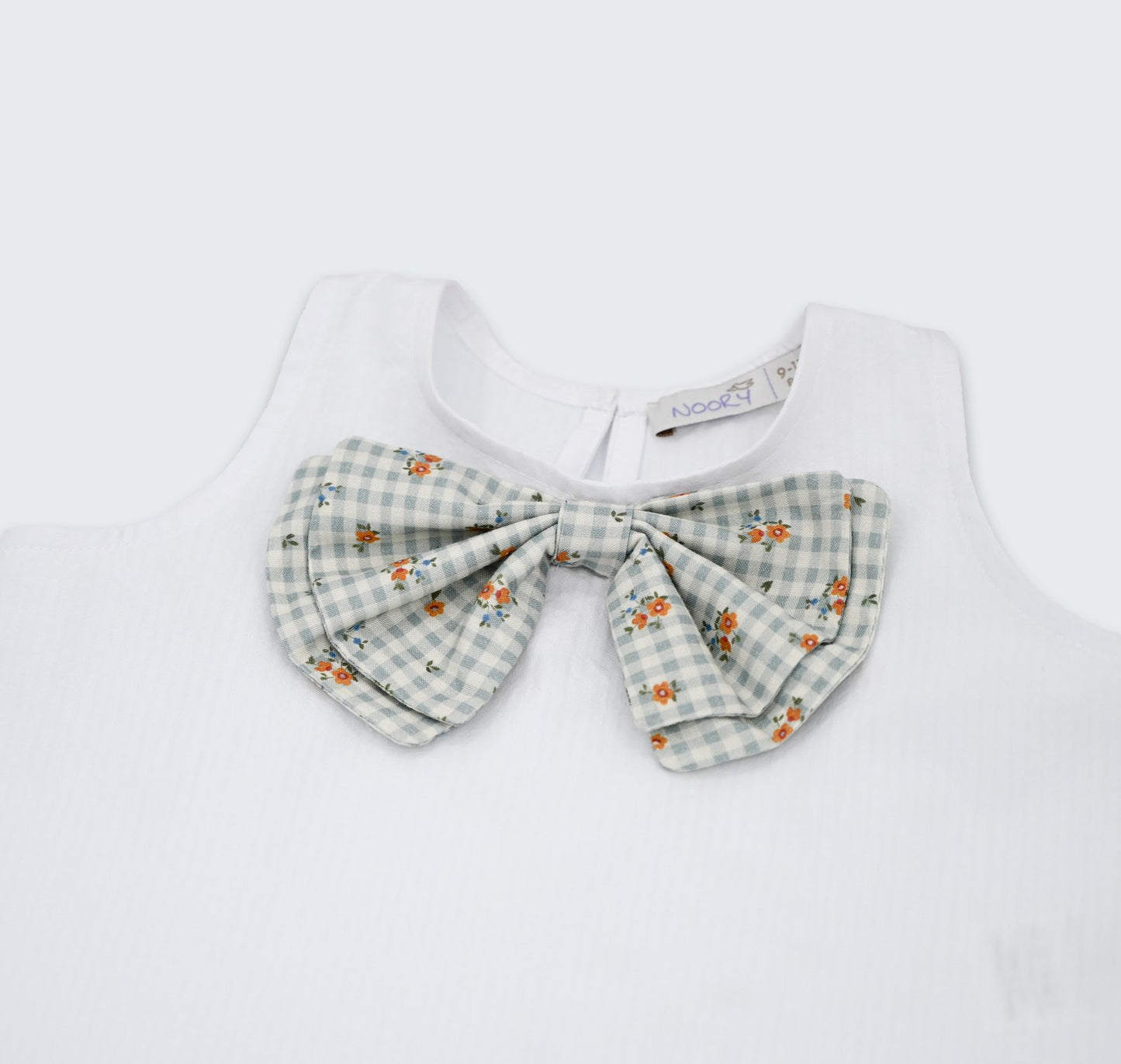 Haut à noeud avec bloomer en smock