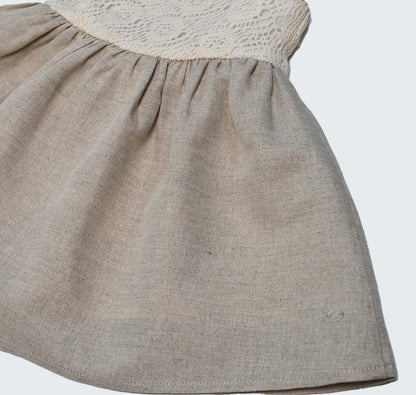 Robe à bretelles en macramé et lin naturel