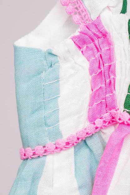 Robe fille d’été à rayures – Élégance naturelle & confort absolu