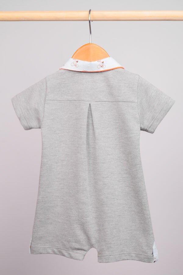 Combinaison short gris pour bébé garçon – Image 2