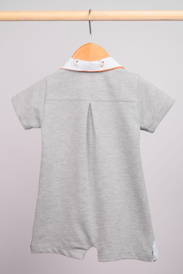 Combinaison short gris pour bébé garçon – Image 2