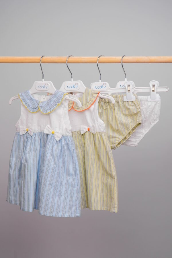 Robe bébé fille jeune avec col Claudine volanté – Image 5