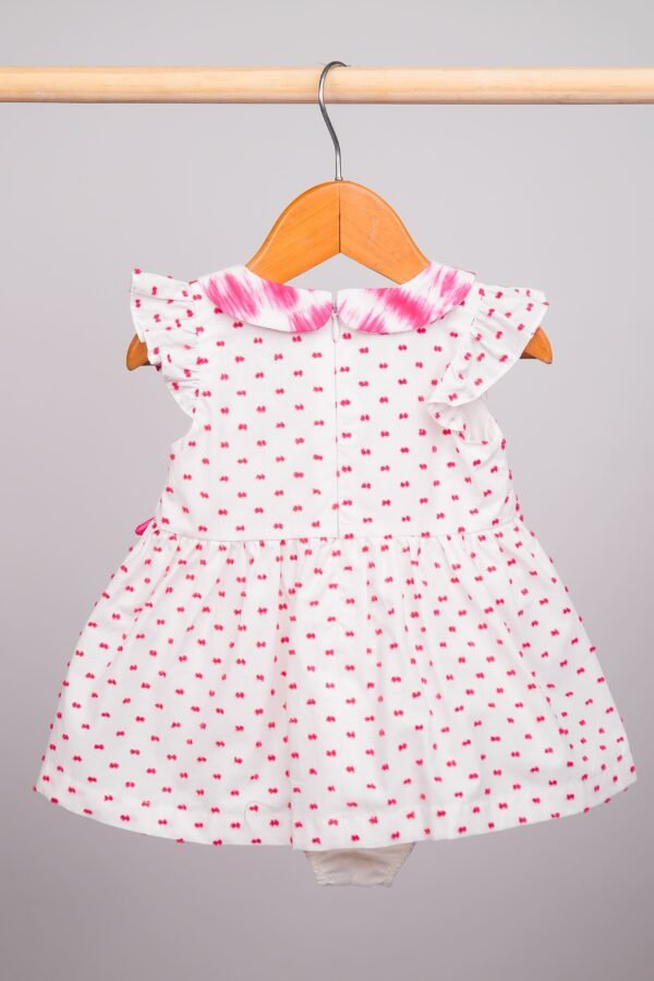 Robe bébé fille avec col claudine – Image 2