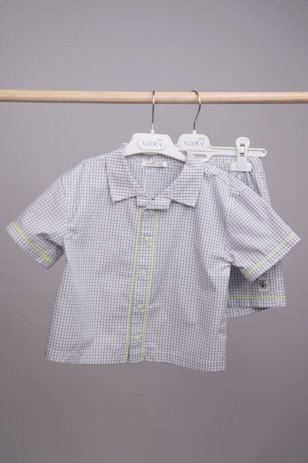Un pyjama pour garçon 100 % coton