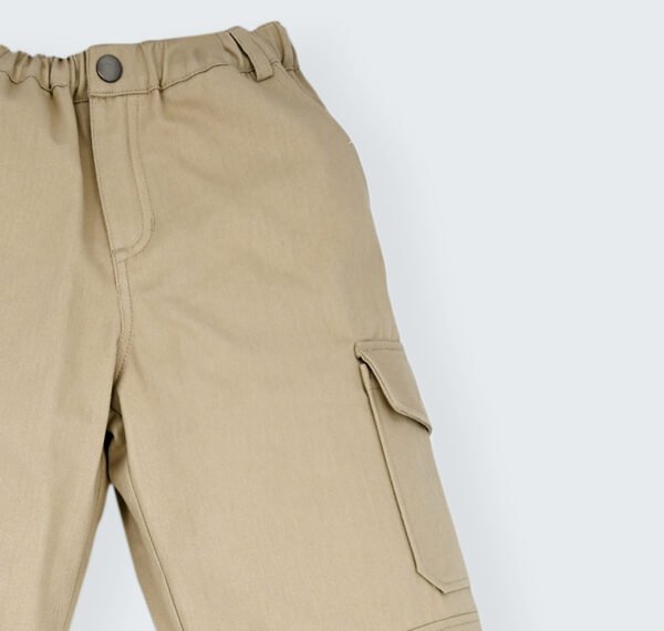 Pantalon à découpes – Image 3